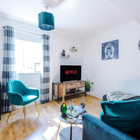 Stylish Chester City Centre Apartment By 53 Degrees Property, Ideal For Couples & Business Professionals - Sleeps 4 Esterno foto