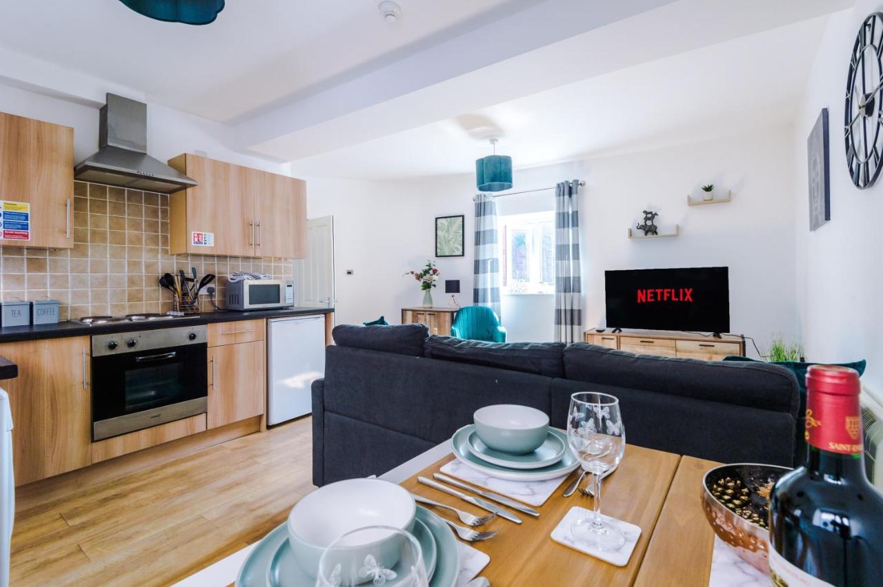 Stylish Chester City Centre Apartment By 53 Degrees Property, Ideal For Couples & Business Professionals - Sleeps 4 Esterno foto